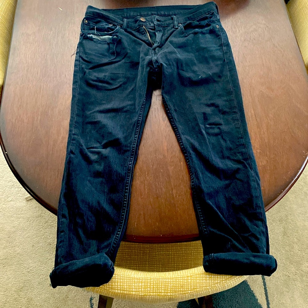 Vintage distressed Levi Jeans